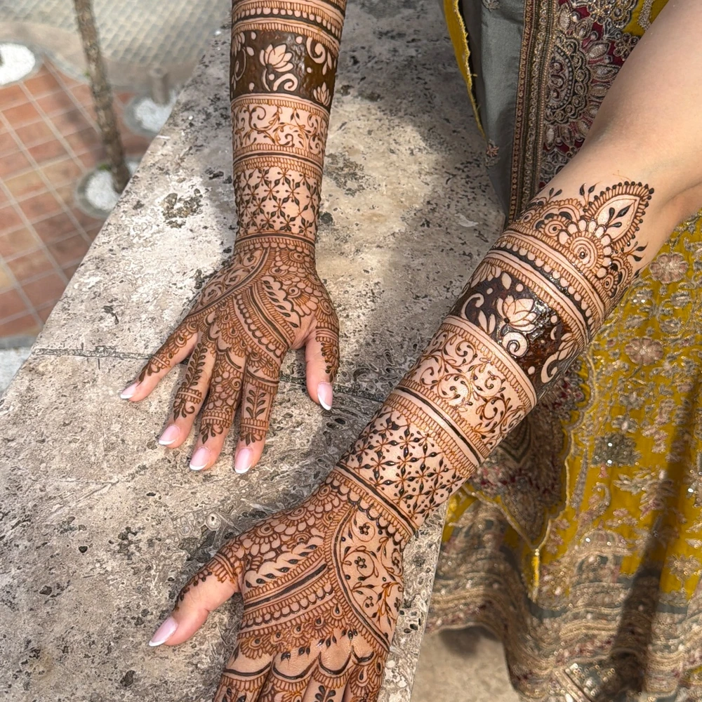 Inspibe design henna photo 4
