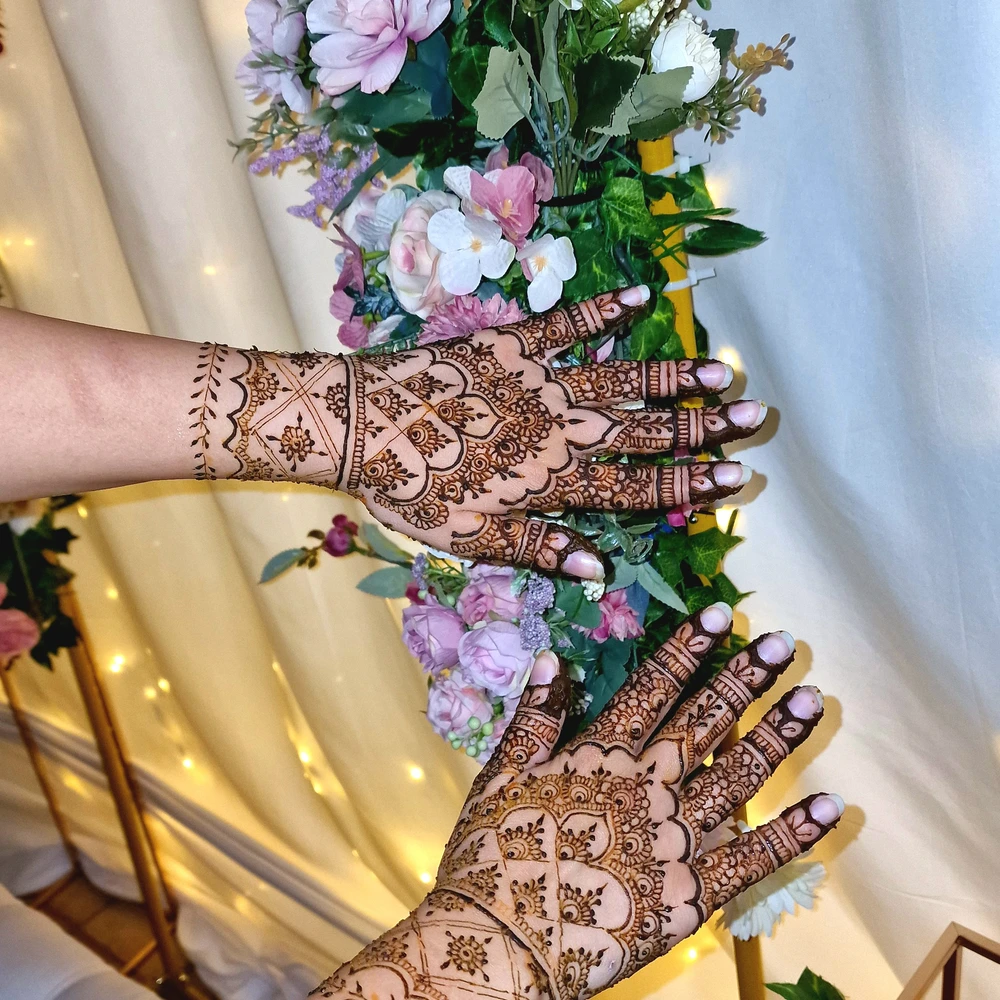 Henna and Scrub photo 3