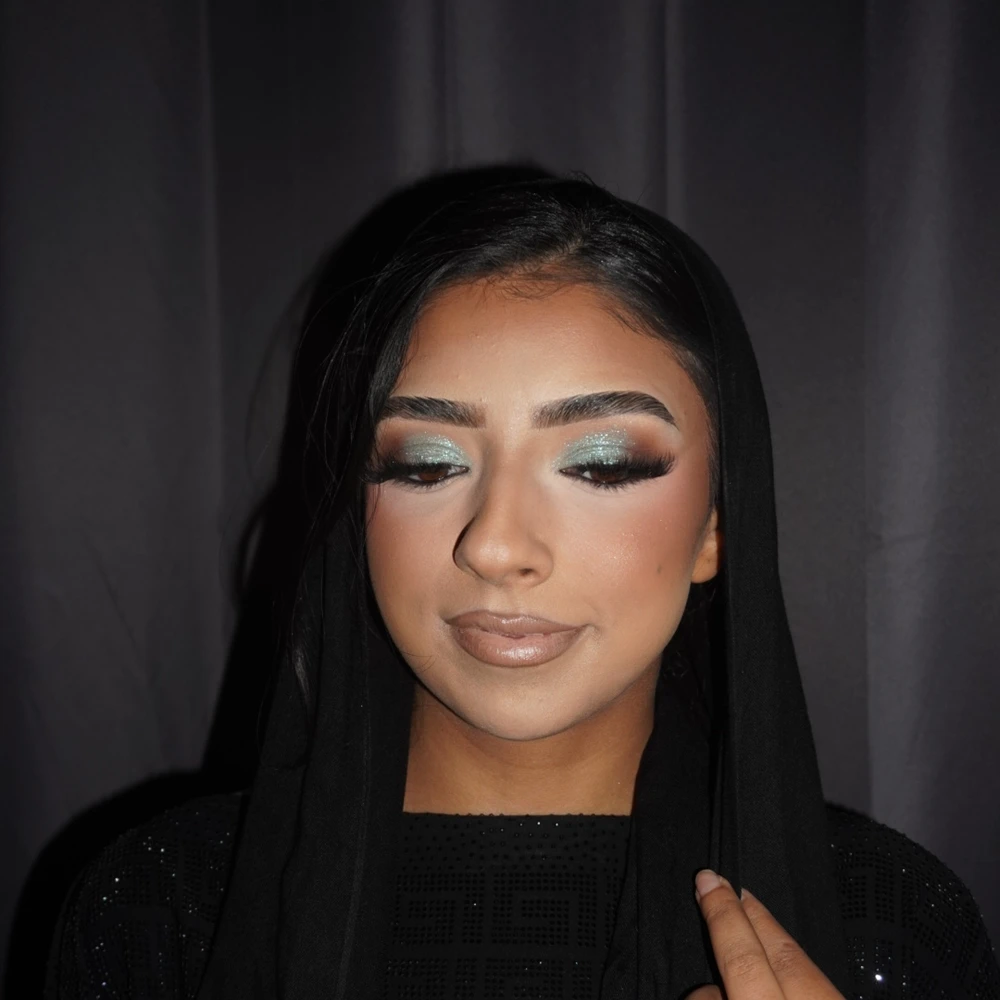 Glambyhaleema photo 4