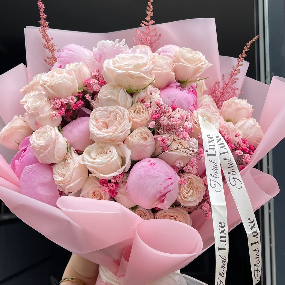 FloralLuxe photo 2