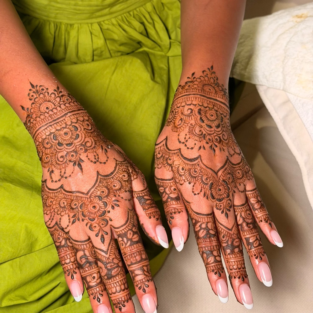 Inspibe design henna photo 3