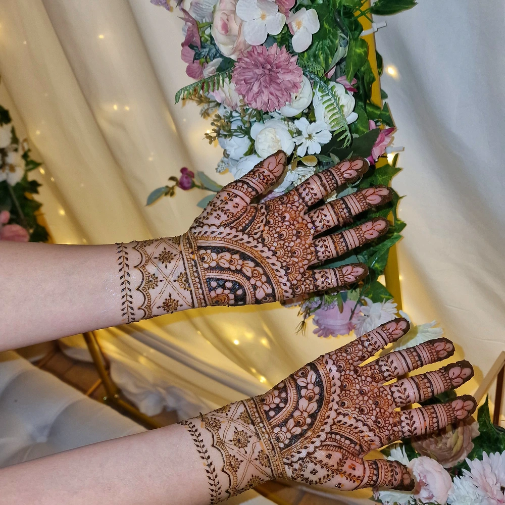 Henna and Scrub photo 2