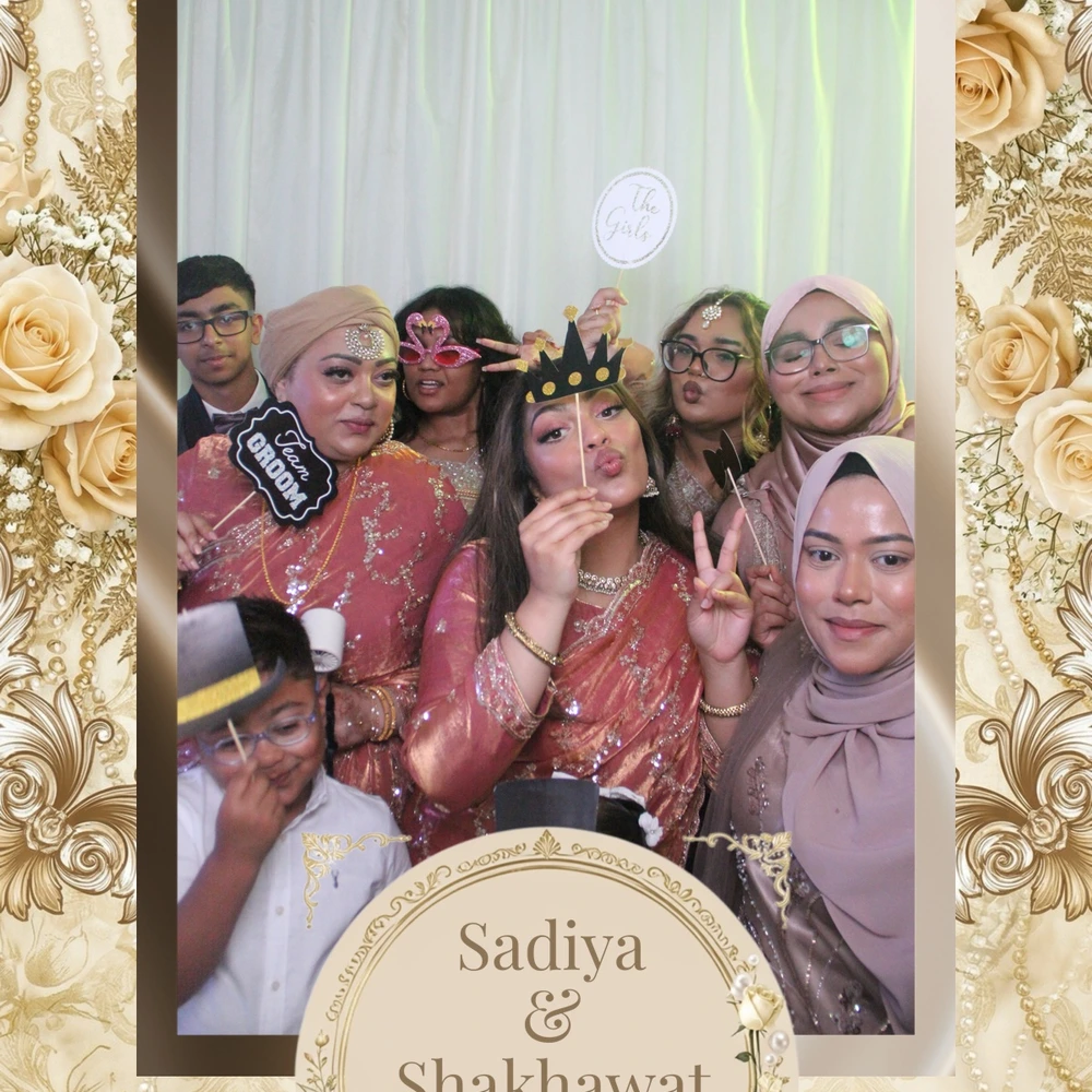 Noor Moments Uk photo 3